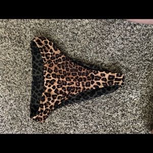 Good American BETTER CHEEKY BOTTOM